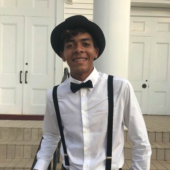 Meet your Posher, Deangelo - Picture 1 of 1